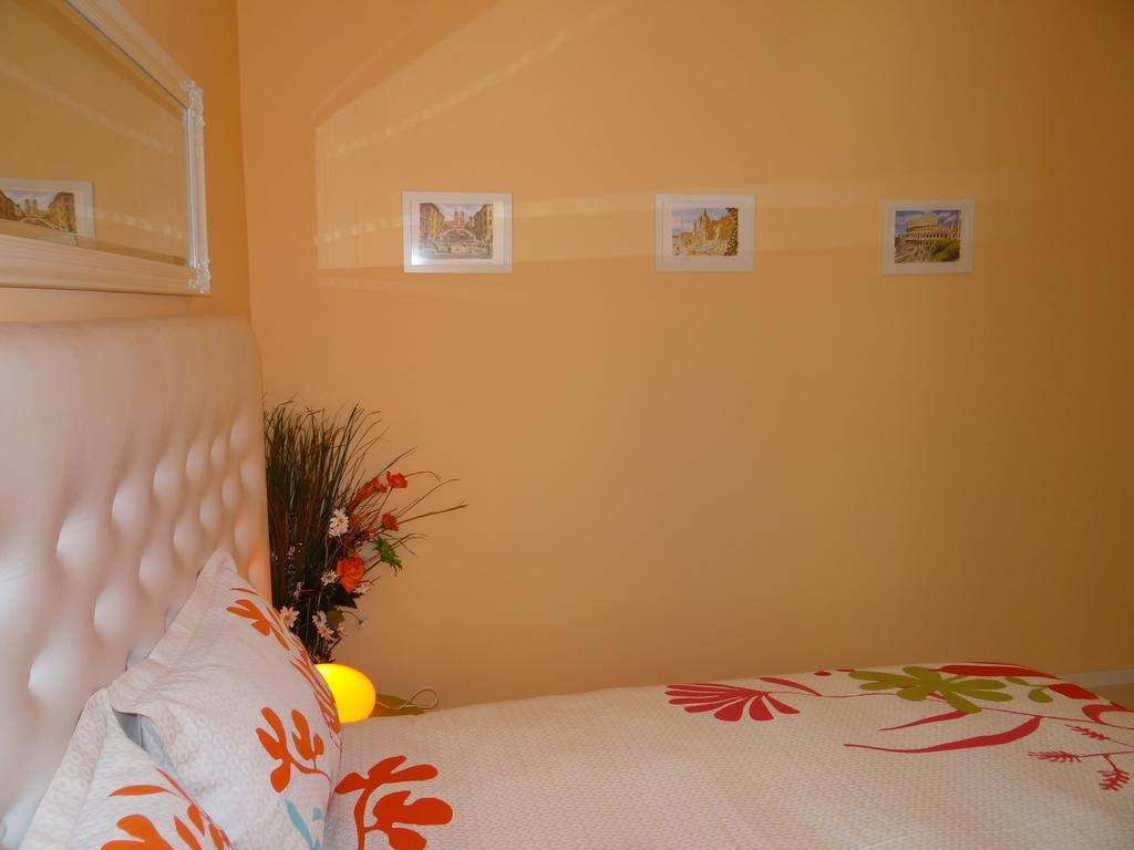 Orange Flower Apartments 1 Sofie Pokoj fotografie